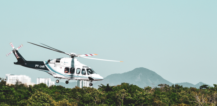 Omni ultrapassa a marca de 100.000 horas voadas no AW139